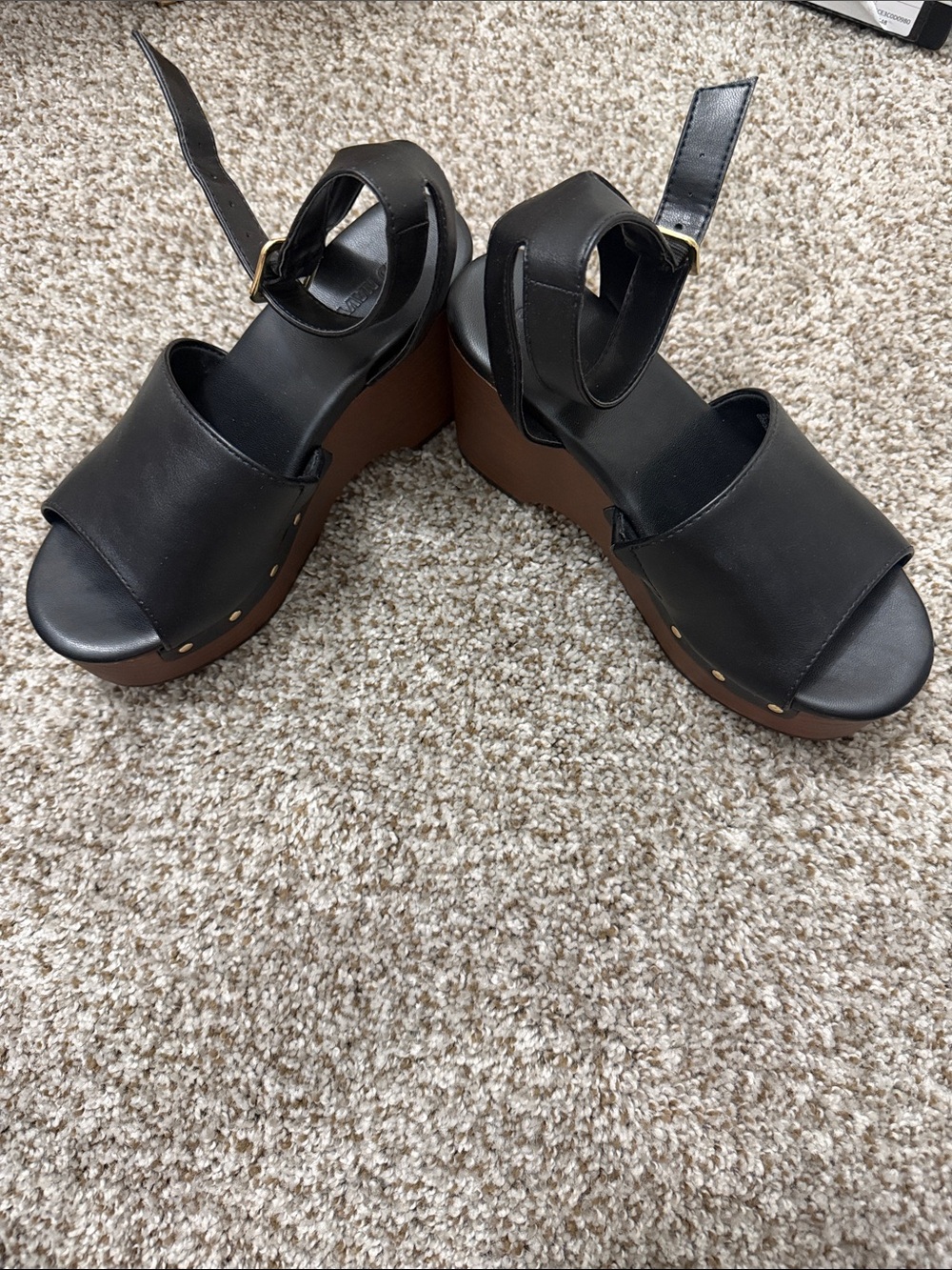 Old Navy Black Platform Sandals with Brown Wood-Look Sole